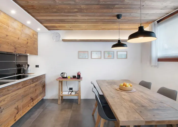 Casa Nadia * 베르체이아